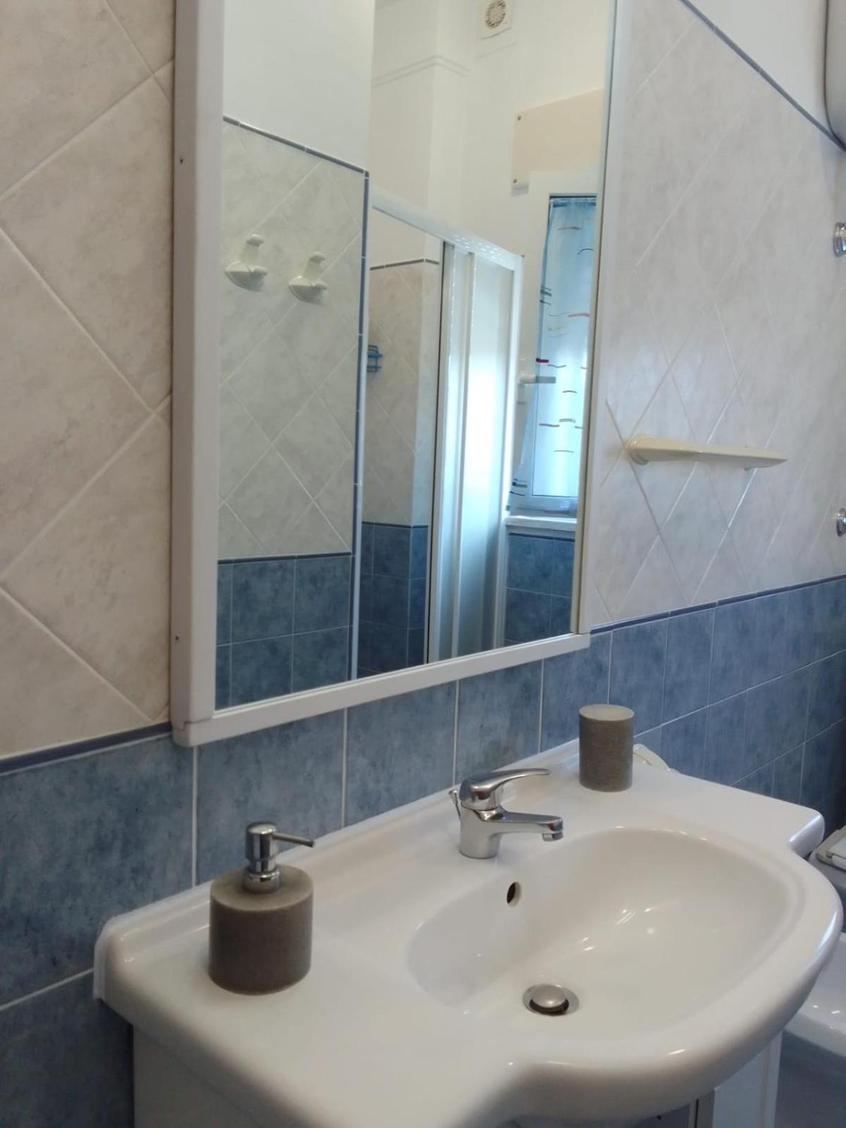 Ferienwohnung A Casa Di Iole Fiumicino Exterior foto